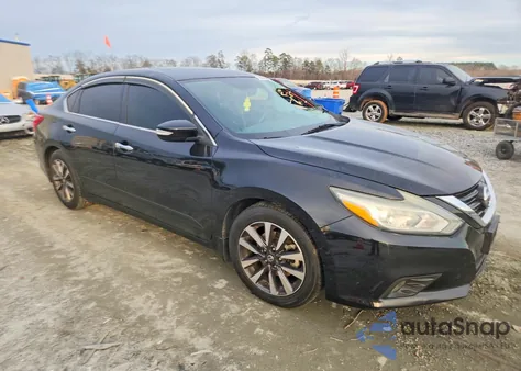 2017 Nissan Altima 2.5 z USA, uszkodzony, nr VIN 1N4AL3AP8HC274880